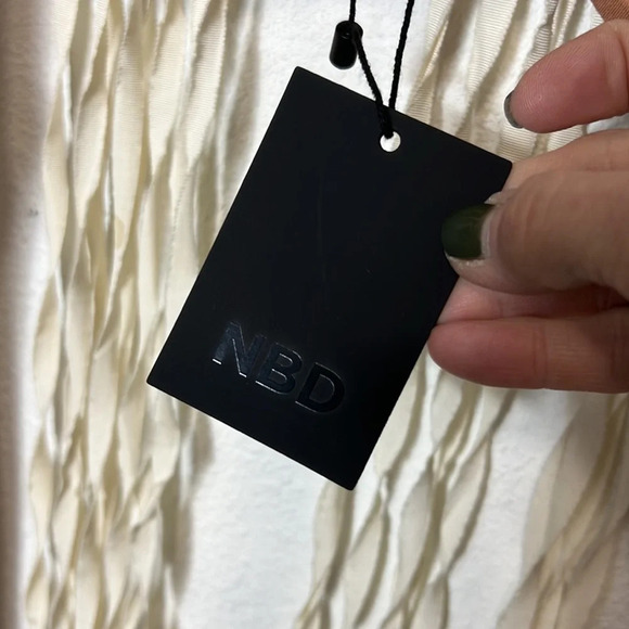 Revolve | NBD NWT Nichola Crop Top Size Small - Picture 9 of 12